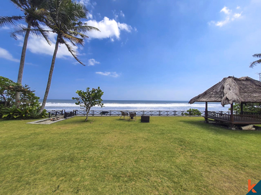 Amazing beach front land for sale