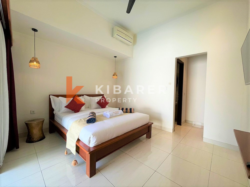 Cozy Two Bedrooms Closed Living Villa In Berawa