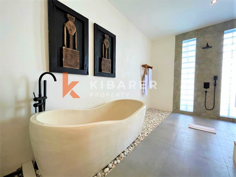 Vila Ruang Tamu Tertutup Tiga Kamar Tidur Desain Menakjubkan Terletak Di Jantung Kota Berawa