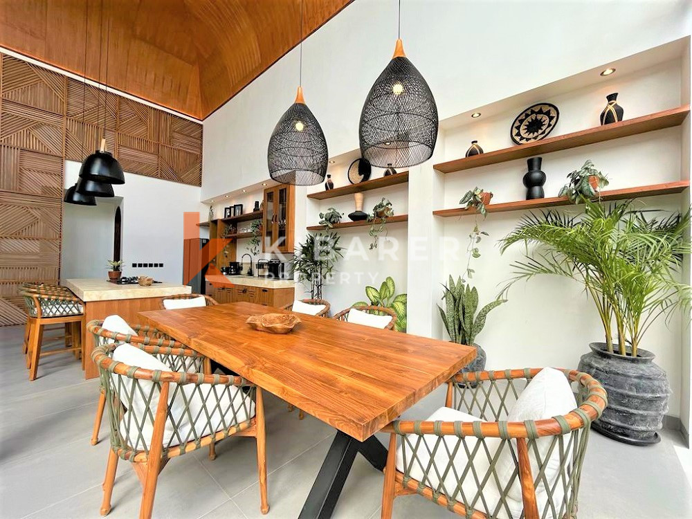 Vila Ruang Tamu Tertutup Tiga Kamar Tidur Desain Menakjubkan Terletak Di Jantung Kota Berawa