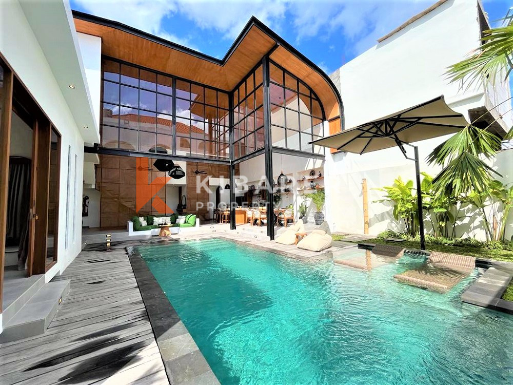 Vila Ruang Tamu Tertutup Tiga Kamar Tidur Desain Menakjubkan Terletak Di Jantung Kota Berawa