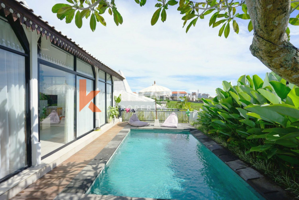 Stunning Four Bedrooms Enclosed Living Villa with Rice Field View in Canggu (available on 25th april)