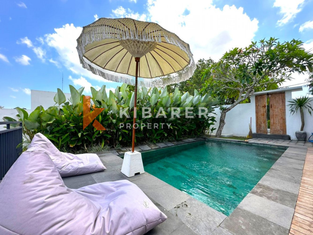 Superbe villa fermée de quatre chambres avec vue sur les rizières à Canggu