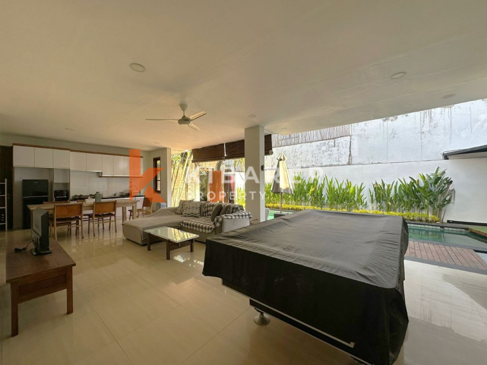 Comfortable Three Bedrooms Open Living Villa Nestled in Jimbaran