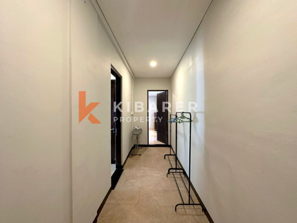 Gorgeous Three Bedrooms Enclosed Living Villa in Jimbaran