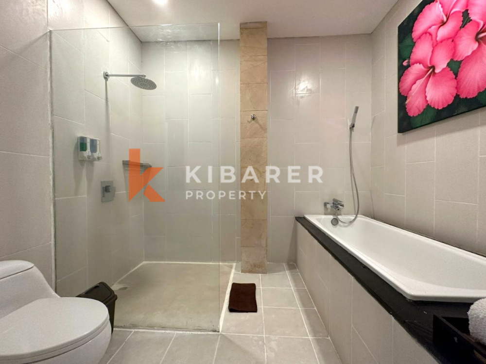 Gorgeous Three Bedrooms Enclosed Living Villa in Jimbaran