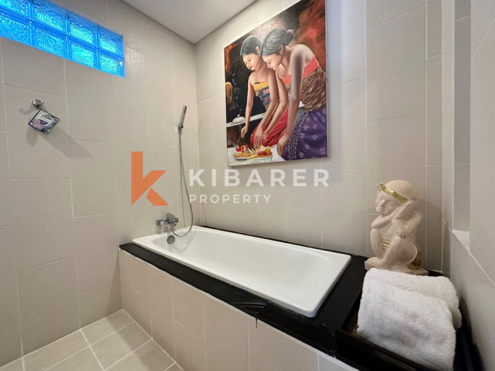 Gorgeous Three Bedrooms Enclosed Living Villa in Jimbaran