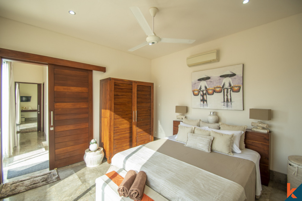 Beautiful Three Bedroom Freehold Villa For Sale in Kesambi