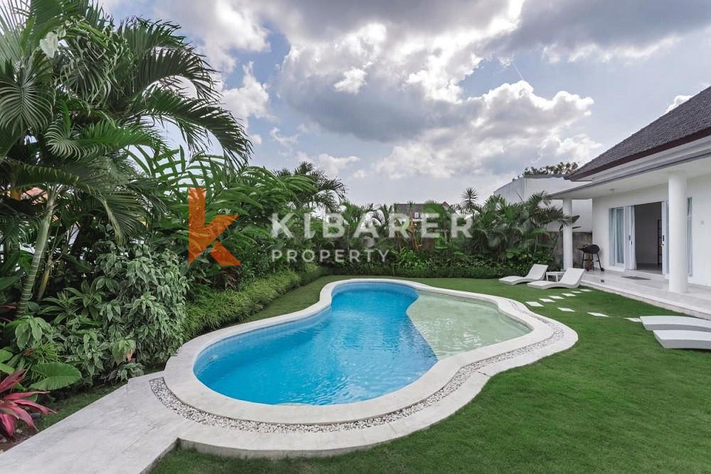 Stunning Four Bedroom Villa well positioned in Canggu (Available 13th May 2024)