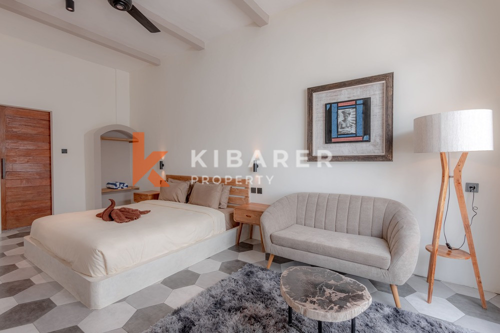 Magnifique villa de trois chambres avec salon ouvert située à Canggu