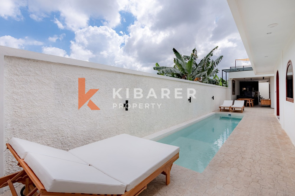 Magnifique villa de trois chambres avec salon ouvert située à Canggu