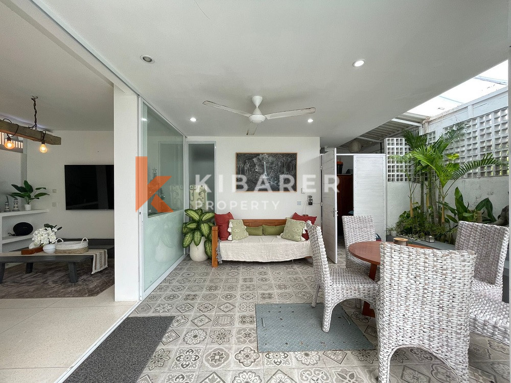 Stunning Five Bedroom Villa walking distance to Canggu Beach