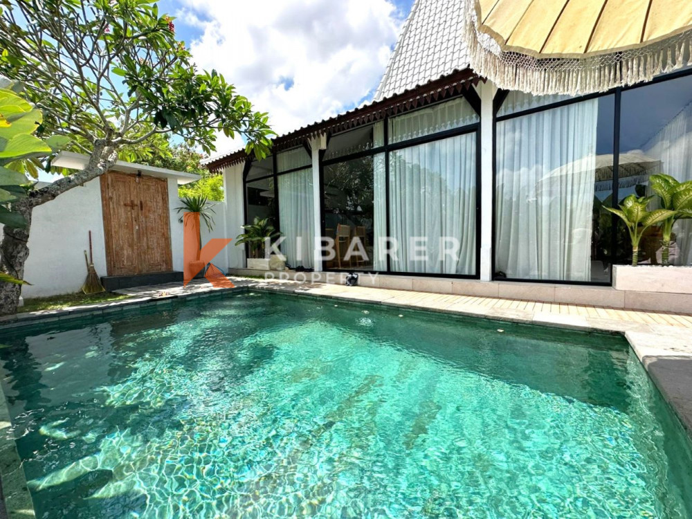 Villa confortable de quatre chambres à coucher avec vue sur les rizières à Canggu