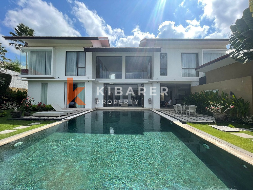 Luxurious Five Bedrooms Freehold Villa for Sale in Canggu