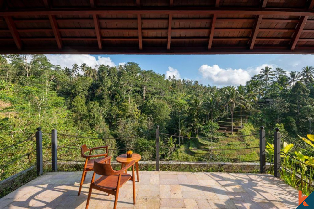 Impressionnante propriété ROI avec vue imprenable à vendre à Ubud