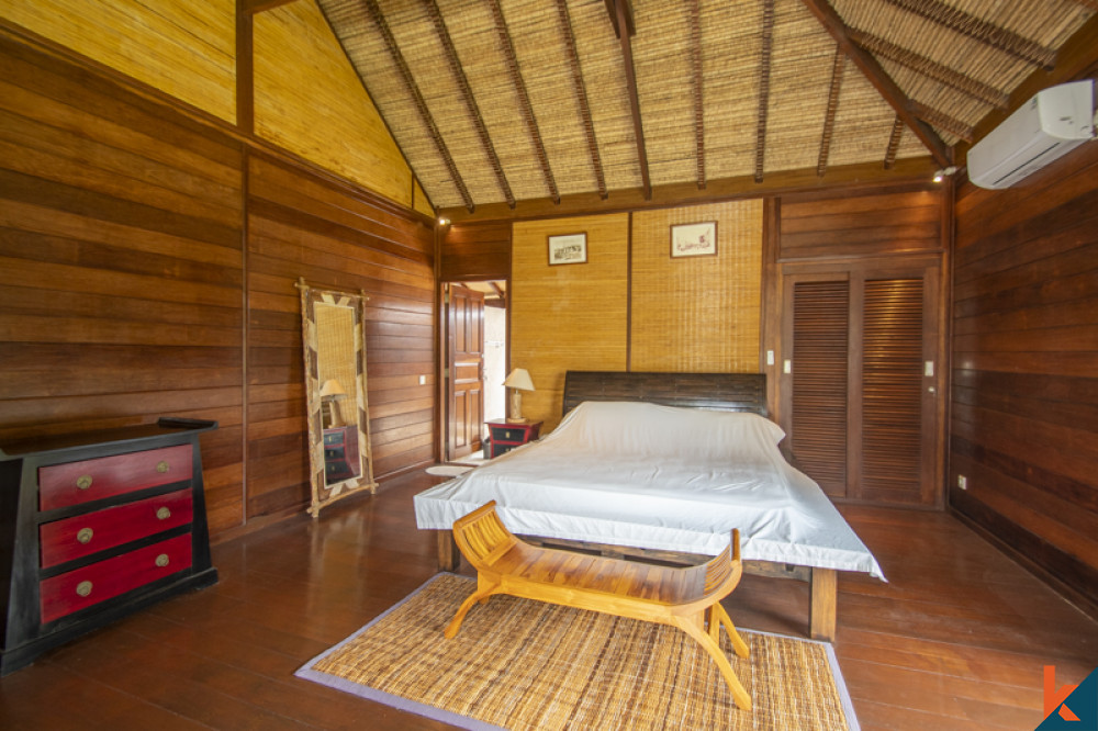 Magnifique propriété de quatre chambres à coucher avec jardin généreux à Umalas