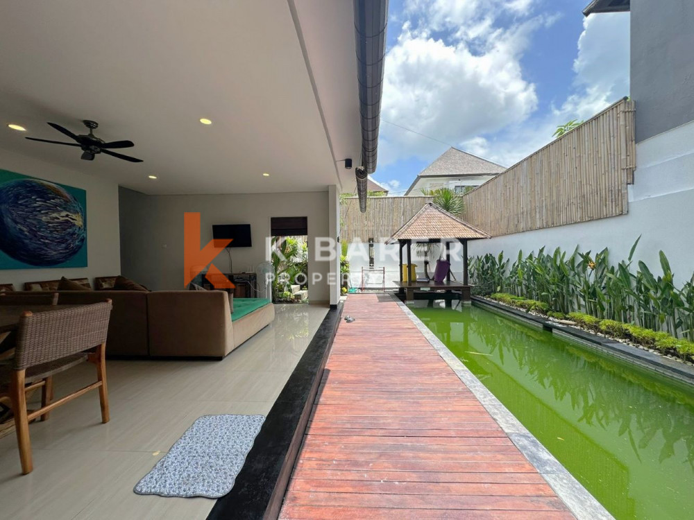 Spacious Three Bedroom Enclosed Living Villa in Jimbaran