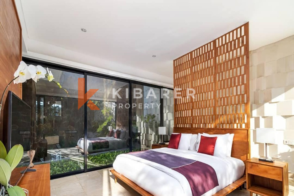 Wonderful Two Bedroom Plus One Room Enclosed Living Room Villa in Umalas