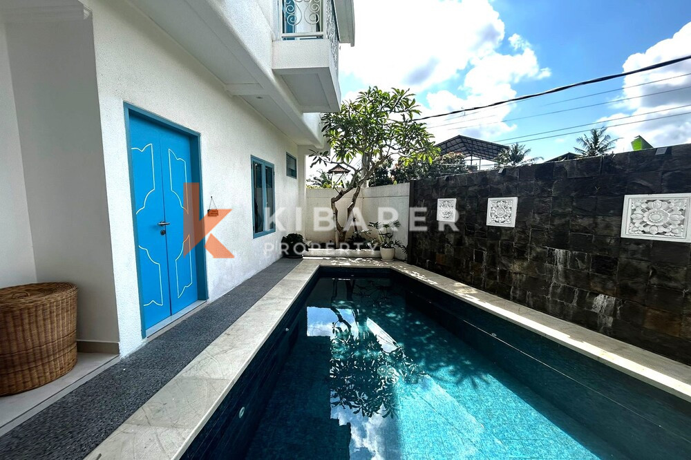 Magnifique villa de trois chambres avec salon fermé à Santorin située à Padonan