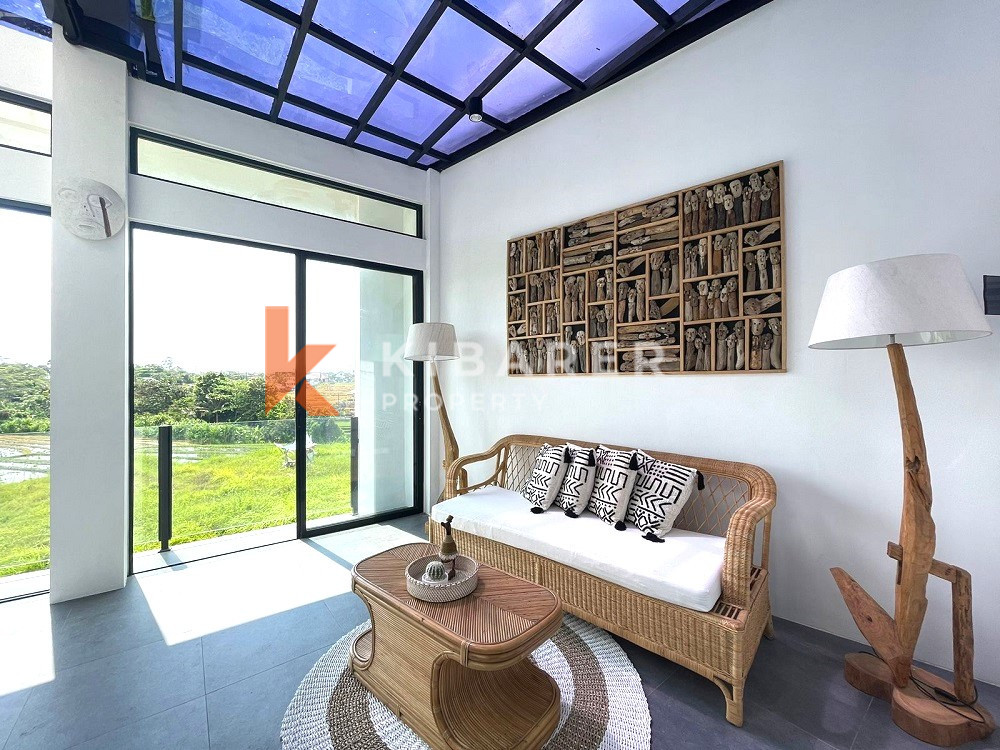 Charming Three Bedroom Villa with rice field view in Pererenan