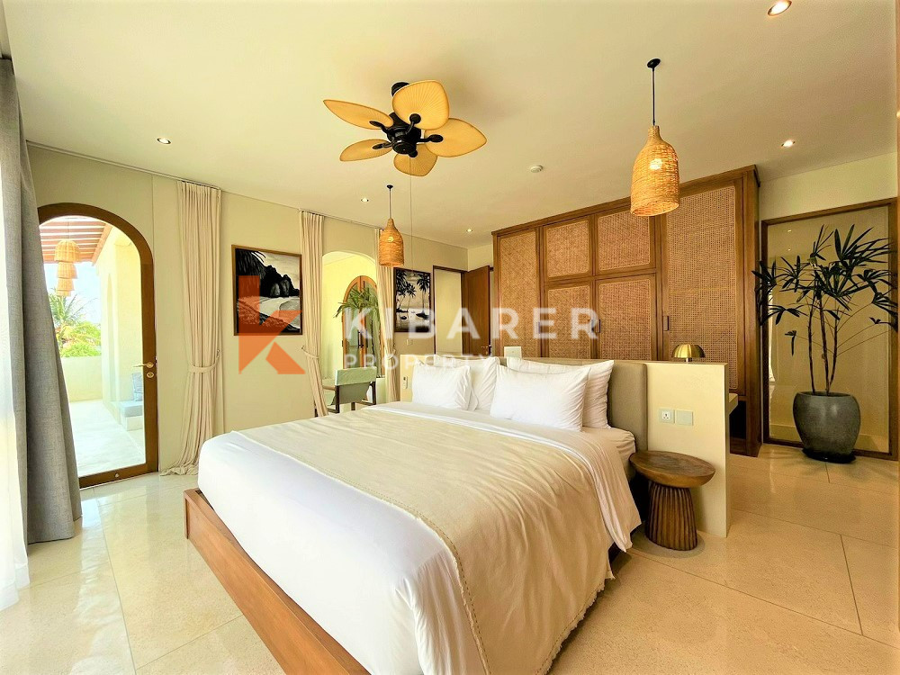 Luxury One Gate System Three Bedroom Enclosed Living Villa In Berawa