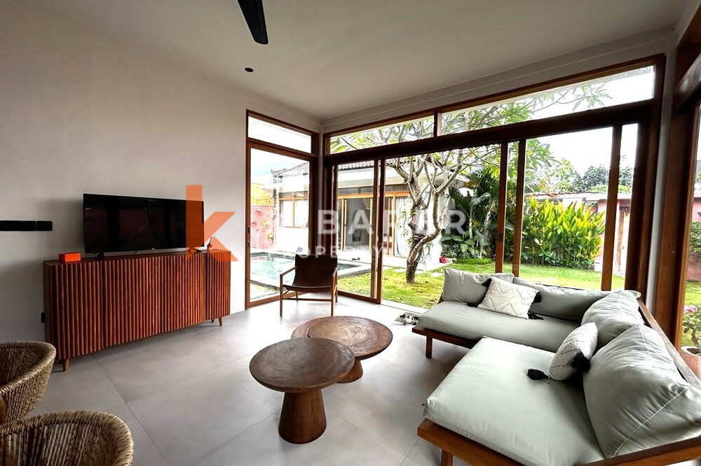 Modern Three Bedroom Minimalist Enclosed Living Room Villa Situated in Umalas (Minimum Five Years Rental)