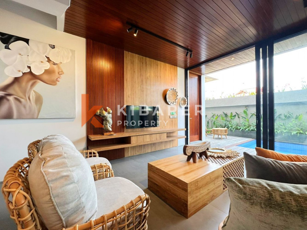 Brand New Stunning Three Bedroom Enclosed Living Villa in Seminyak