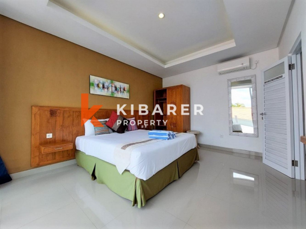 Villa confortable de trois chambres pour vivre à Bumbak Umalas
