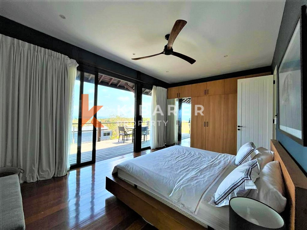 Ocean View Villa with Three Bedroom and Closed Living – Uluwatu Rental