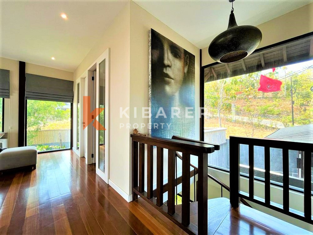 Ocean View Villa with Three Bedroom and Closed Living – Uluwatu Rental