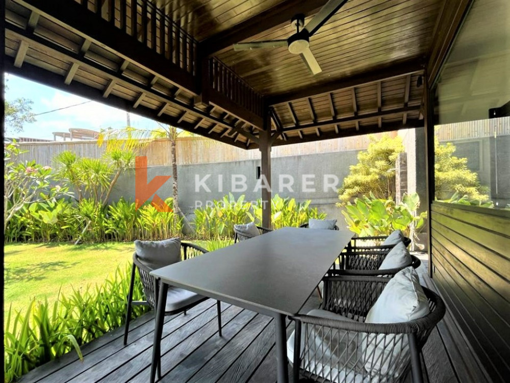 Ocean View Villa with Three Bedroom and Closed Living – Uluwatu Rental