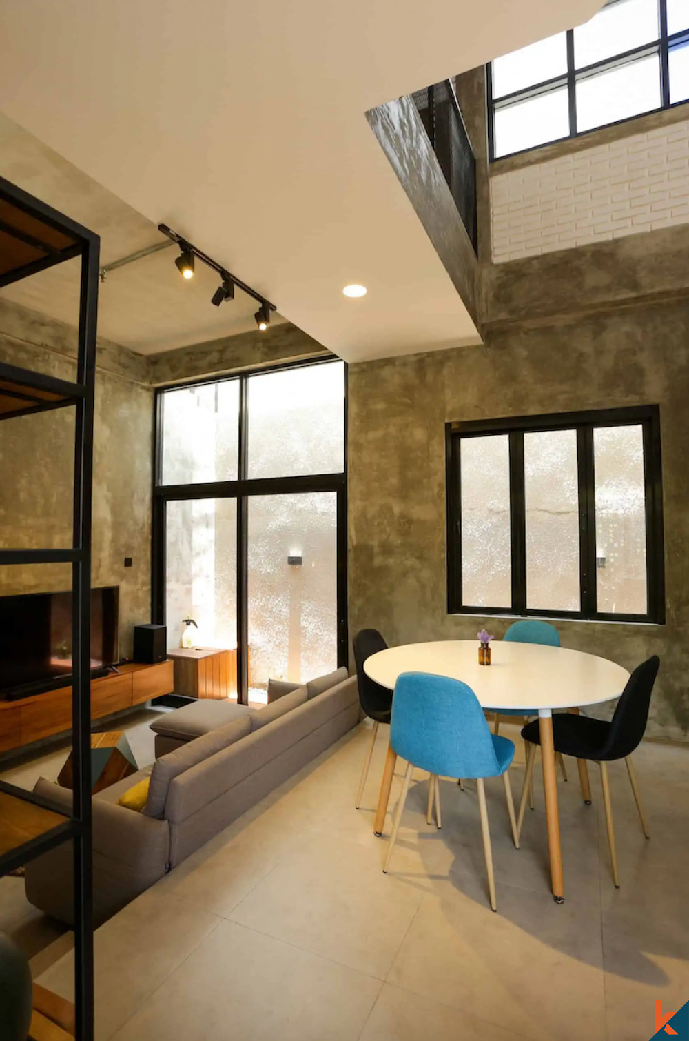 LOFT 1 KAMAR TIDUR NYAMAN DI Umalas