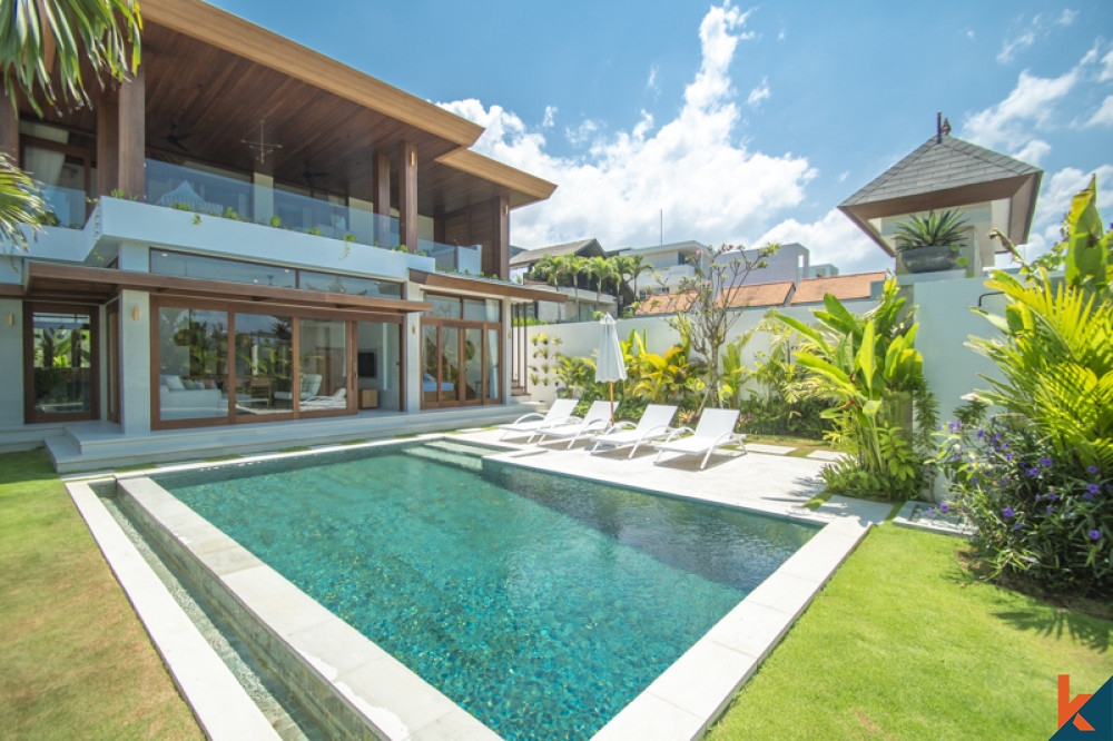 Brand new four bedroom villa with ocean views