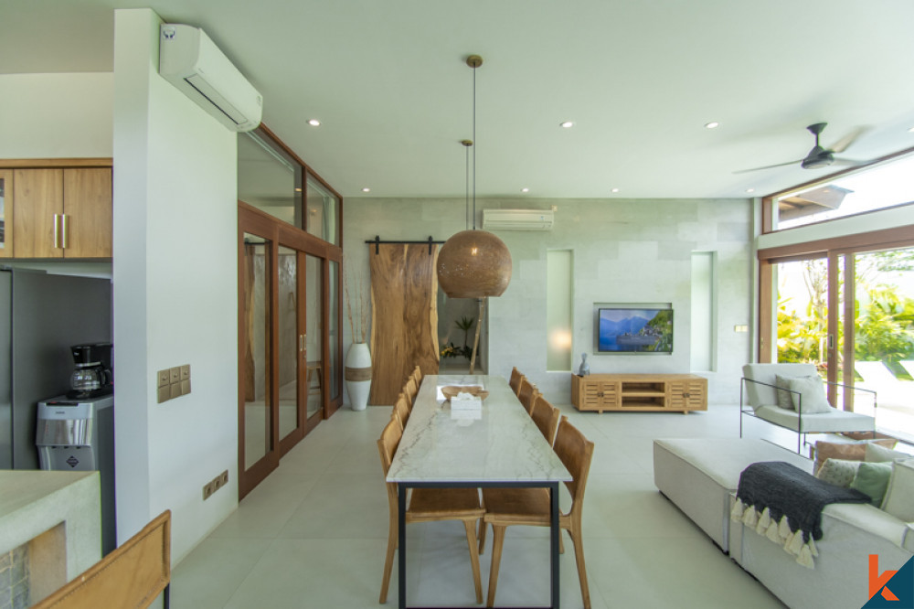 Brand new four bedroom villa with ocean views