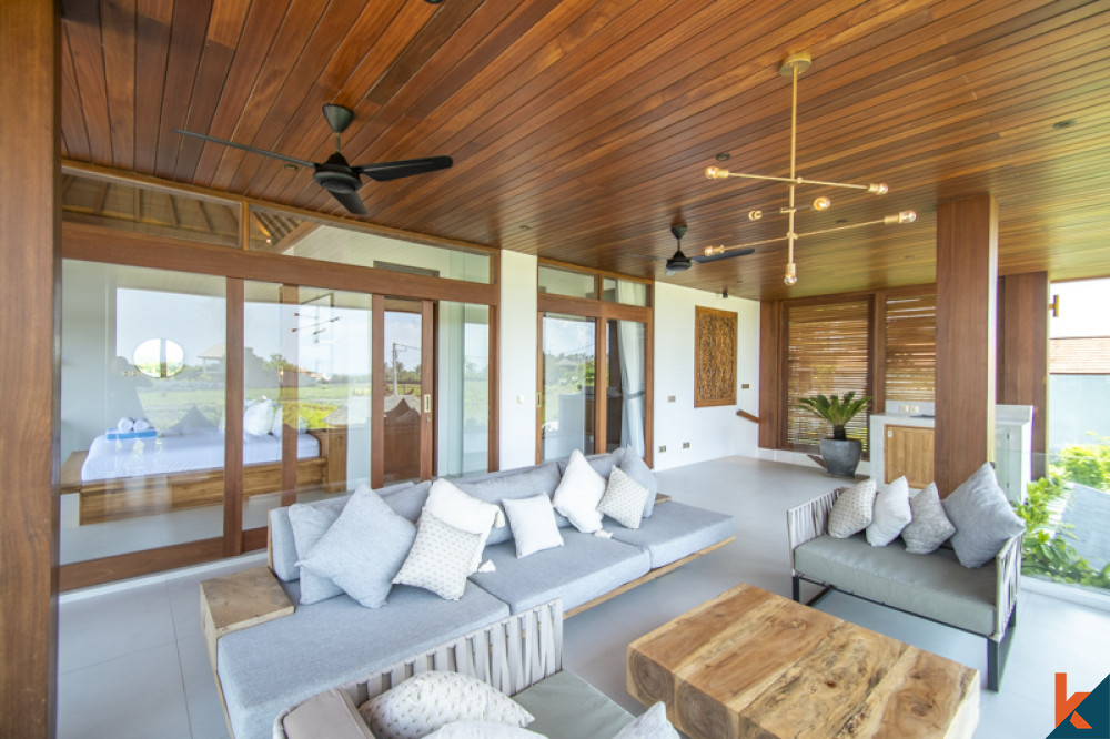 Brand new four bedroom villa with ocean views