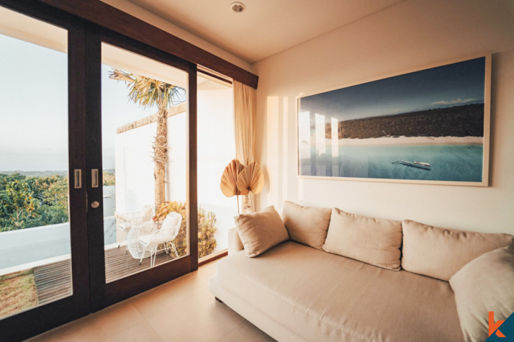 Hilltop one bedroom estate with ocean views