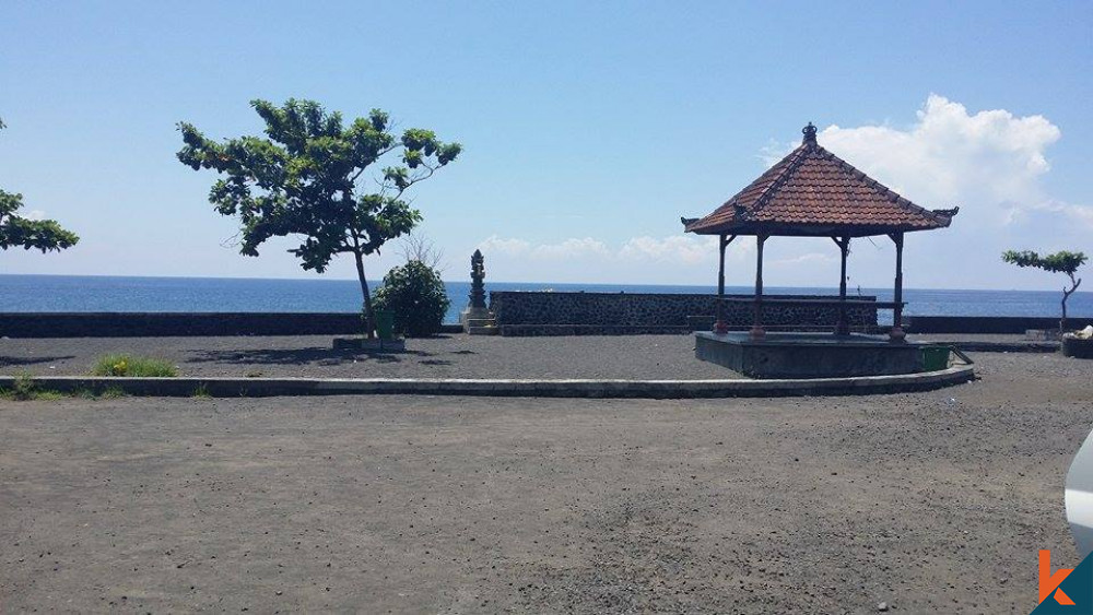 Beachfront Land with amazing beach view in Jasri Kibarer Property