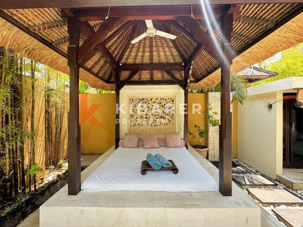 Vila Tamu Tertutup Tiga Kamar Tidur Yang Cantik Di Kawasan Utama Seminyak