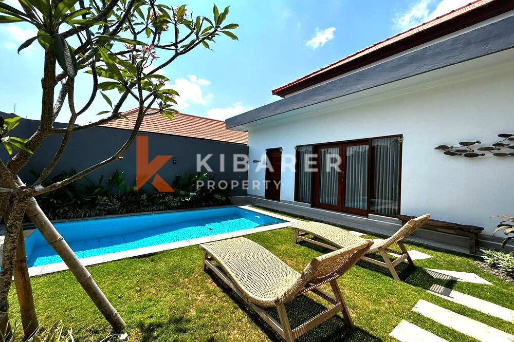 Tropical Three Bedroom Private Pool Villa Strategically Set in Umalas