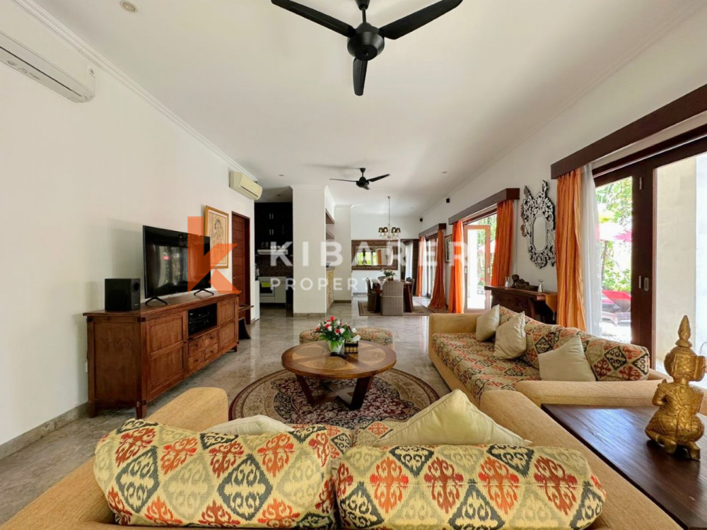 Beautiful Three Bedroom Enclosed Living Villa In Prime Area Of Seminyak