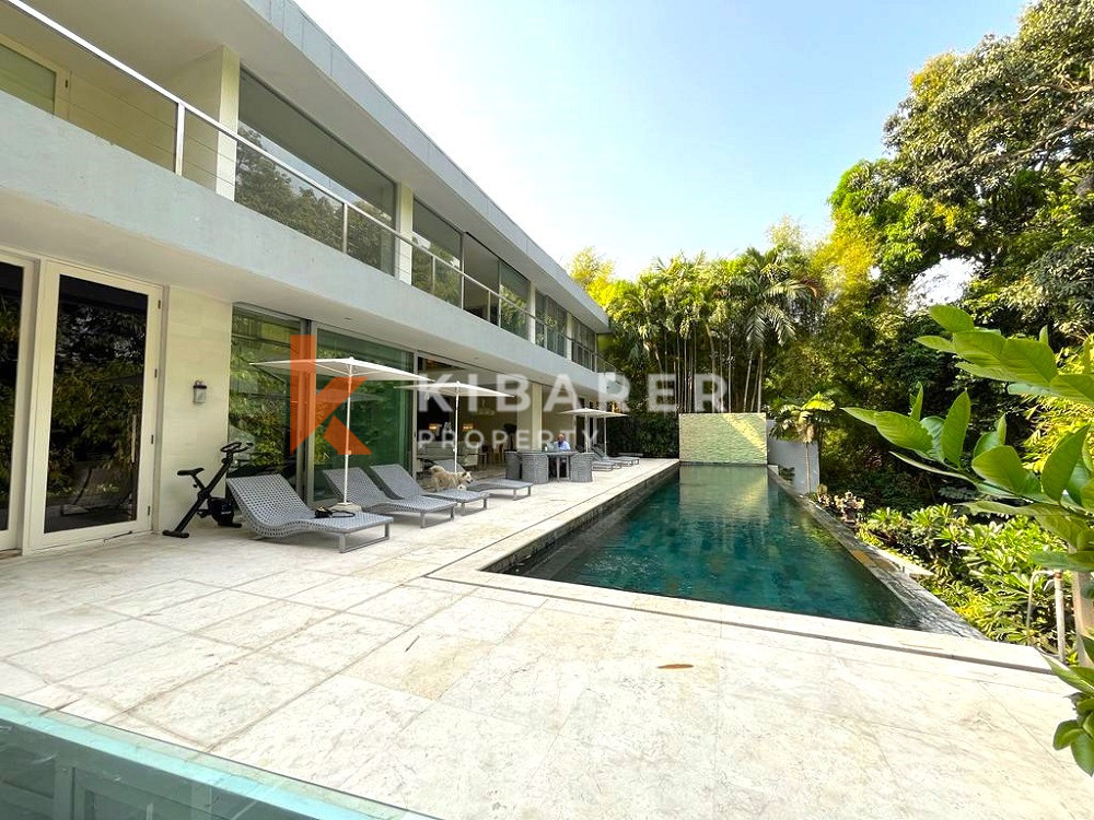 Jungle View Four Bedroom Enclosed Living Villa In Semer-Kerobokan