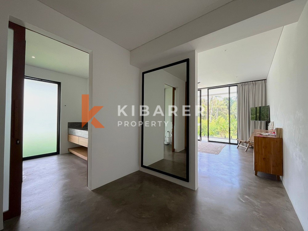 Luxury Four Bedrooms Enclosed Living Villa In Kaba-Kaba Tabanan(available on 1st january)