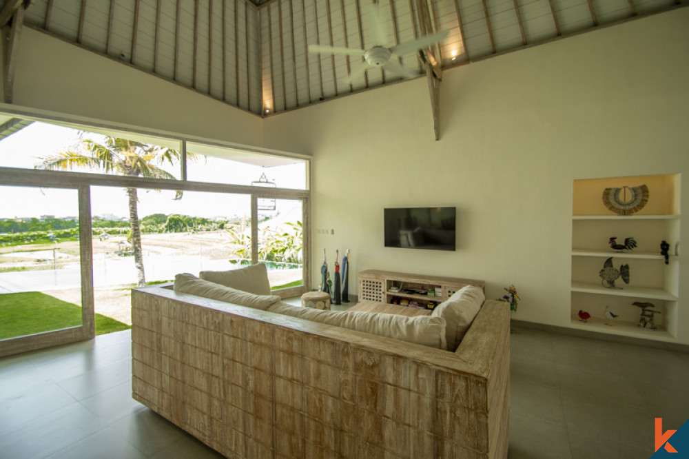 Amazing Rice Field View Villa in Canggu