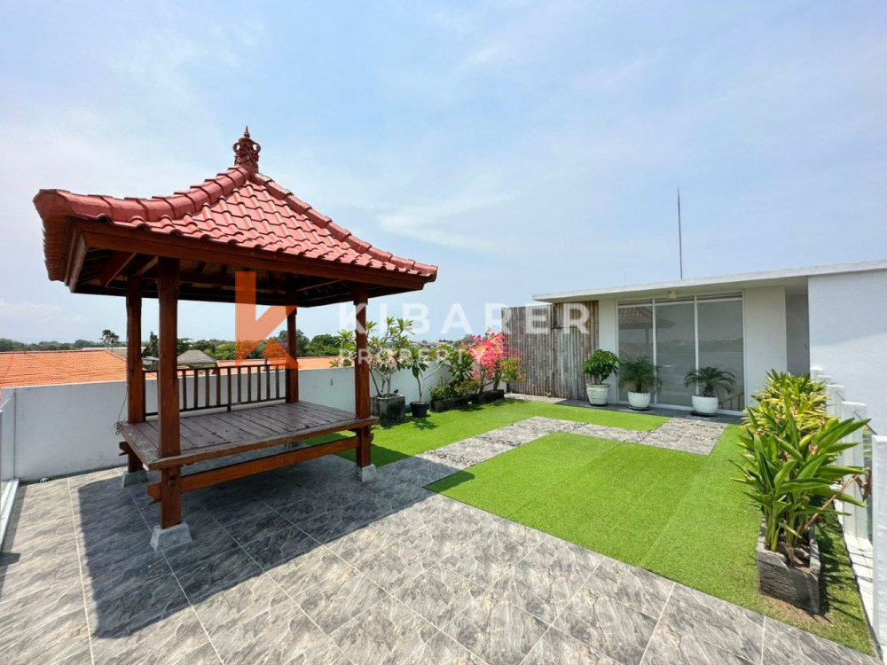 Beautiful Three Bedroom Villa For Living In Bumbak Umalas