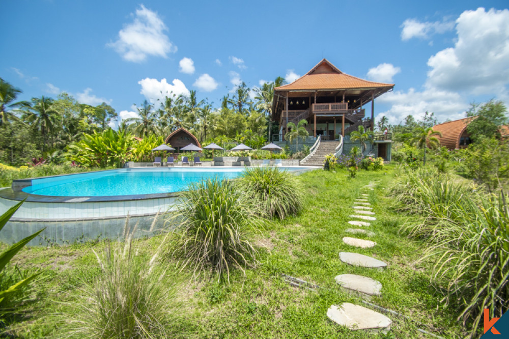 Nouveau complexe hôtelier en pleine propriété à vendre avec vue sur la verdure à Tabanan