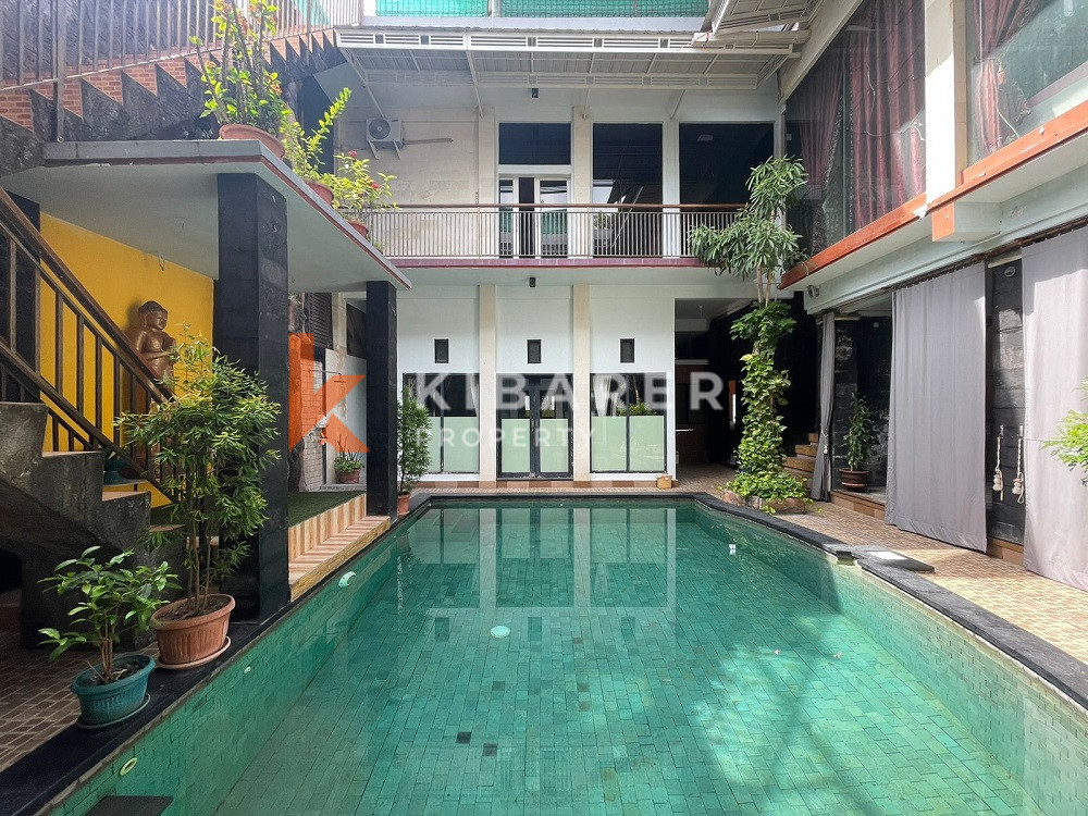 Homey Five Bedroom Villa located in quiet Kerobokan area