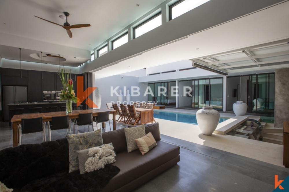 Luxurious High End Three Bedrooms Enclosed Living Villa Situated In Drupadai Seminyak