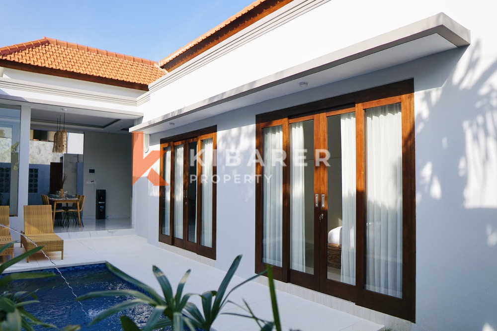 Modern and Minimalist Two Bedroom Open Living Villa in Padonan