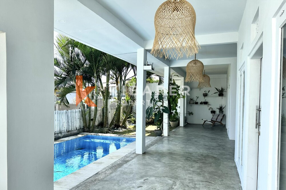 Magnifique villa tropicale à séjour ouvert de deux chambres à Pererenan