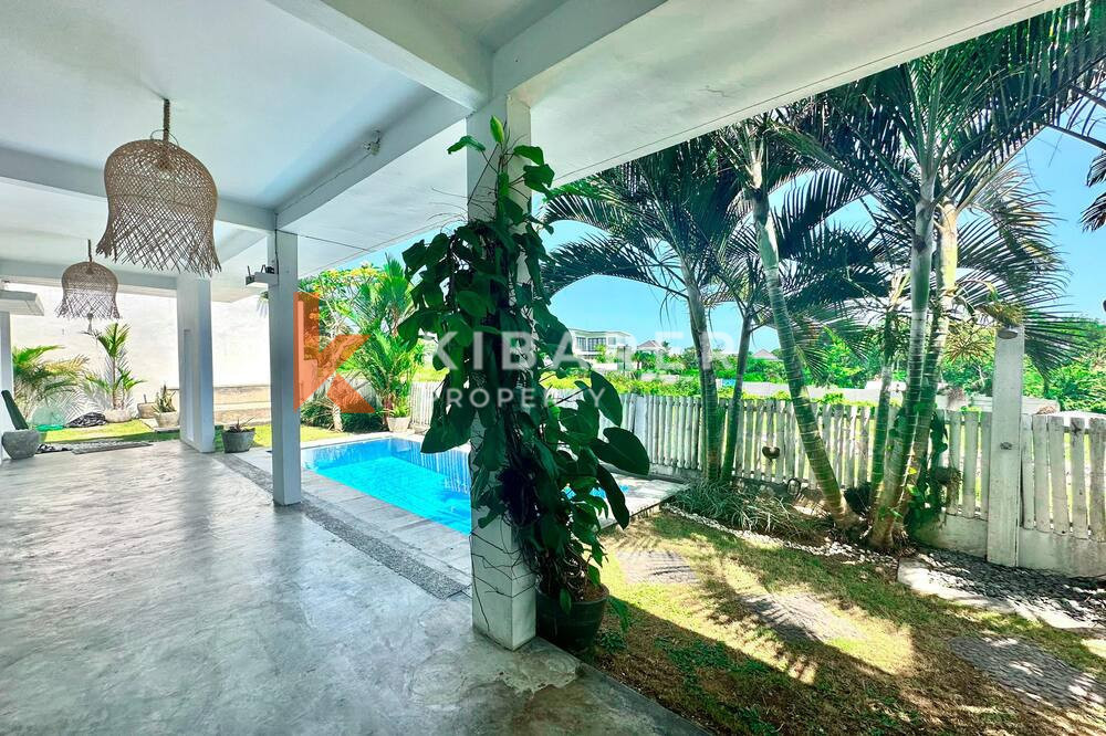 Magnifique villa tropicale à séjour ouvert de deux chambres à Pererenan
